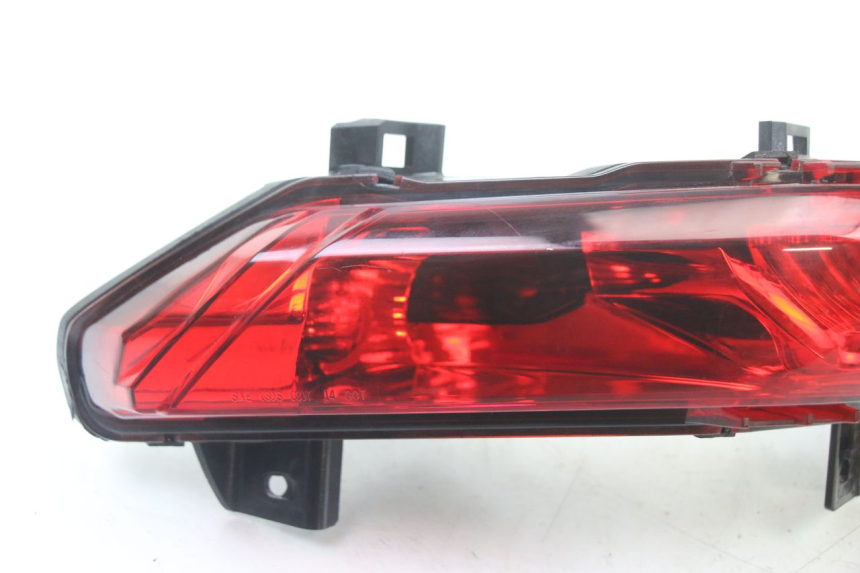 photo de FEU ARRIERE GAUCHE PIAGGIO MP3 500 (2014 - 2016)