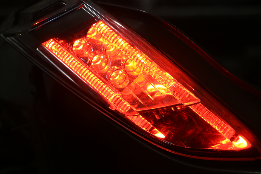 photo de FEU ARRIERE GAUCHE PEUGEOT SATELIS 125 (2013 - 2018)