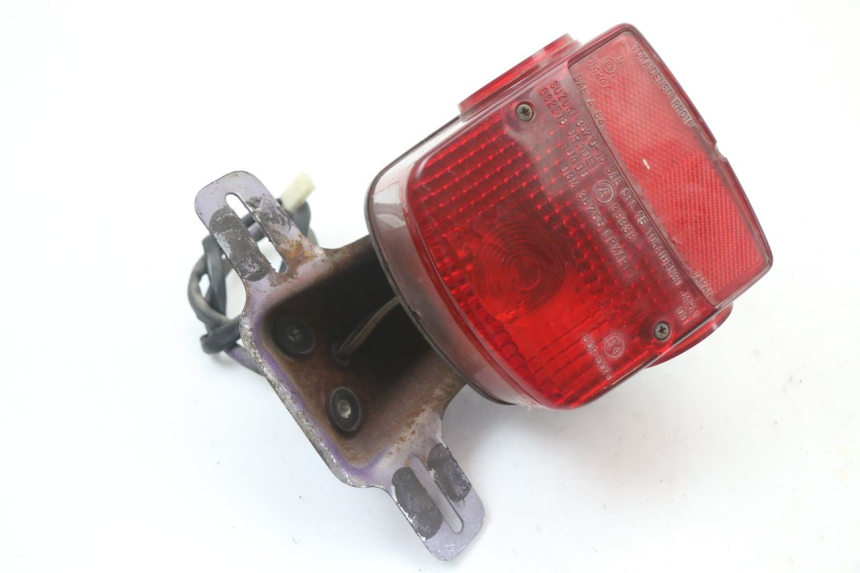 photo de FEU ARRIERE SUZUKI GN 125 (1997 - 2000)