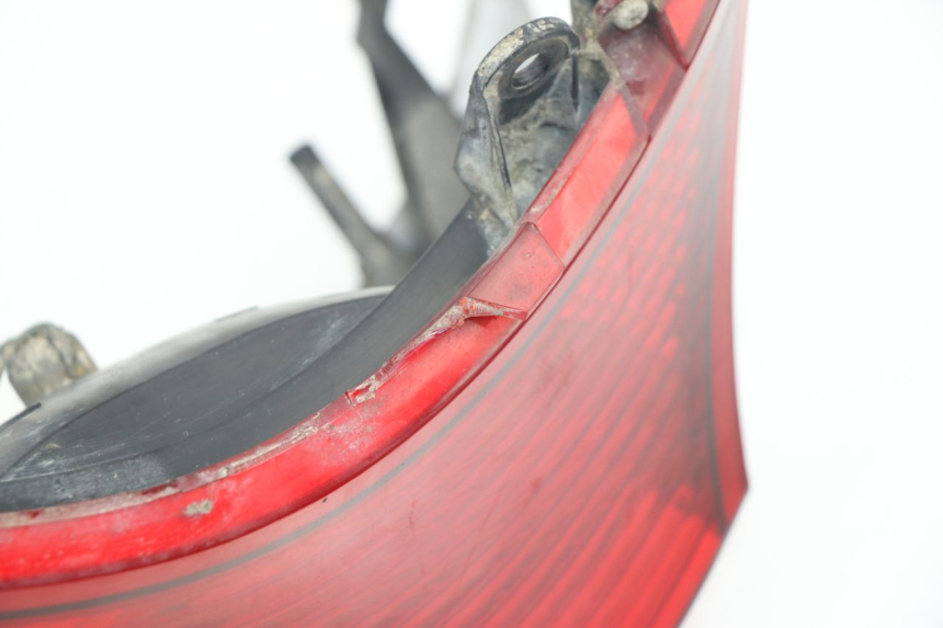 photo de FEU ARRIERE KYMCO GRAND DINK 125 (2002 - 2007)