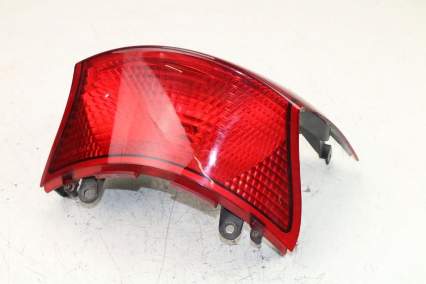 photo de FEU ARRIERE KYMCO GRAND DINK 125 (2008 - 2014)
