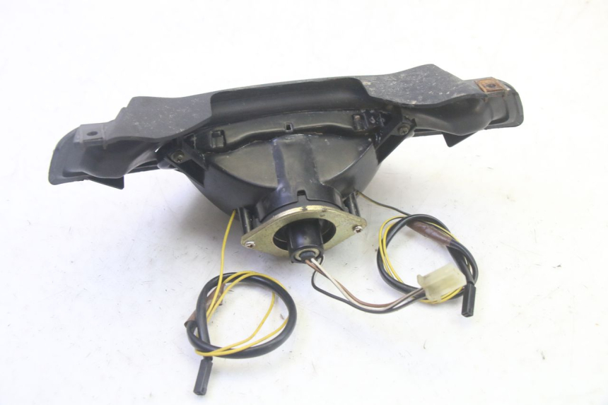 photo de FEU ARRIERE SUZUKI GSF N BANDIT 600 (1996 - 1999) - Autre angle de vue