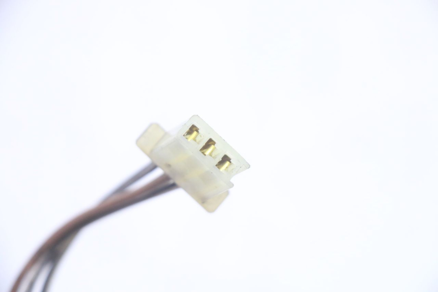 photo de FEU ARRIERE SUZUKI GSF N BANDIT 600 (1996 - 1999) - Points de fixation