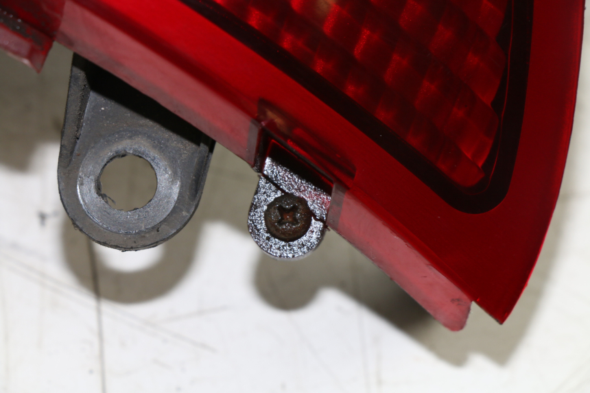 photo de FEU ARRIERE KYMCO GRAND DINK 125 (2002 - 2007)