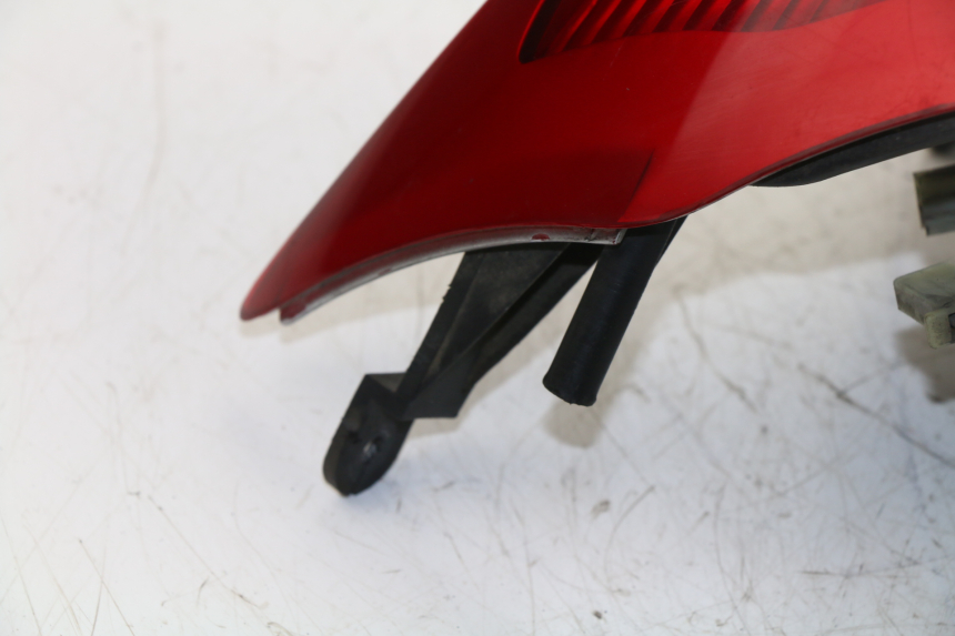 photo de FEU ARRIERE KYMCO GRAND DINK 125 (2002 - 2007)