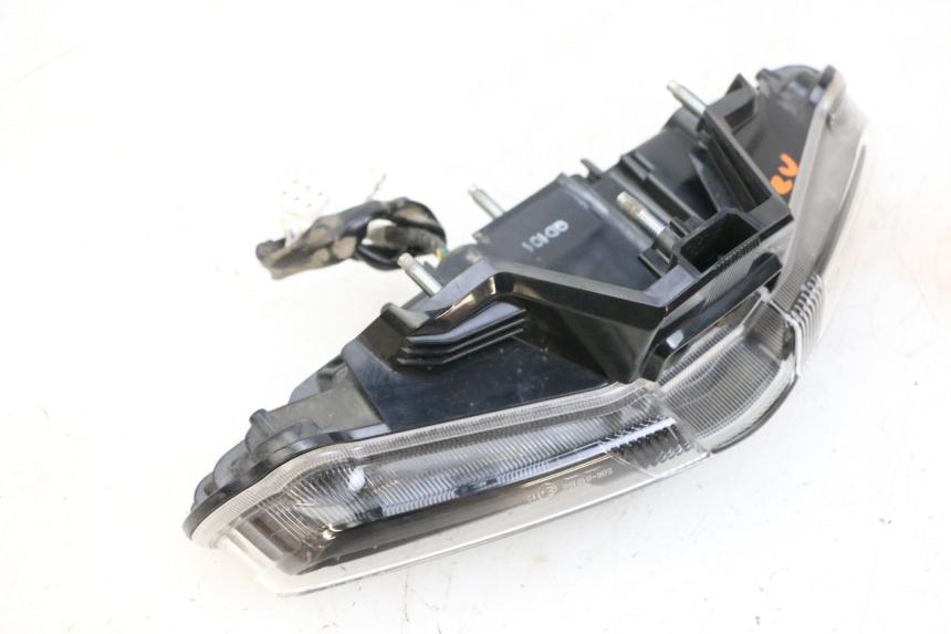 photo de FEU ARRIERE YAMAHA NEO'S CORE 1 (2022 - 2026) - Détail de la pièce