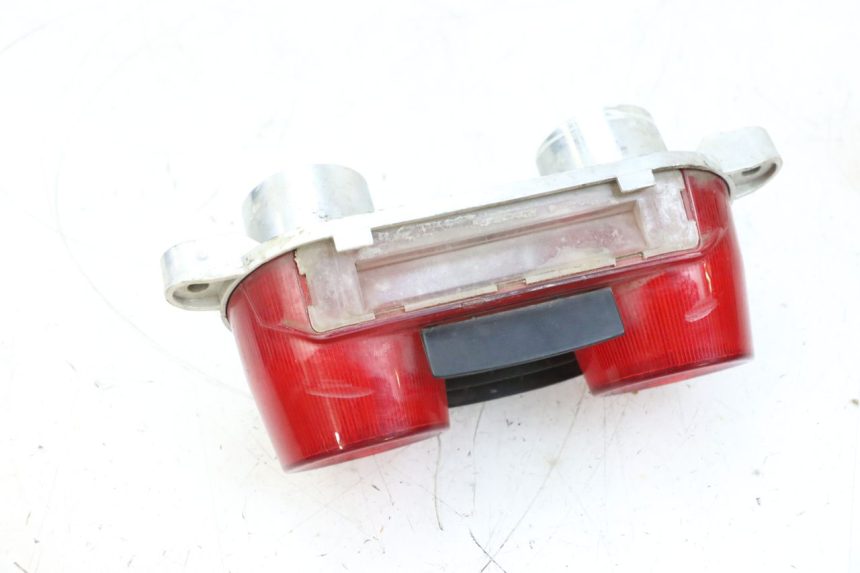 photo de FEU ARRIERE HONDA NSR R 125 (1994 - 2003) - Zoom état d’usage