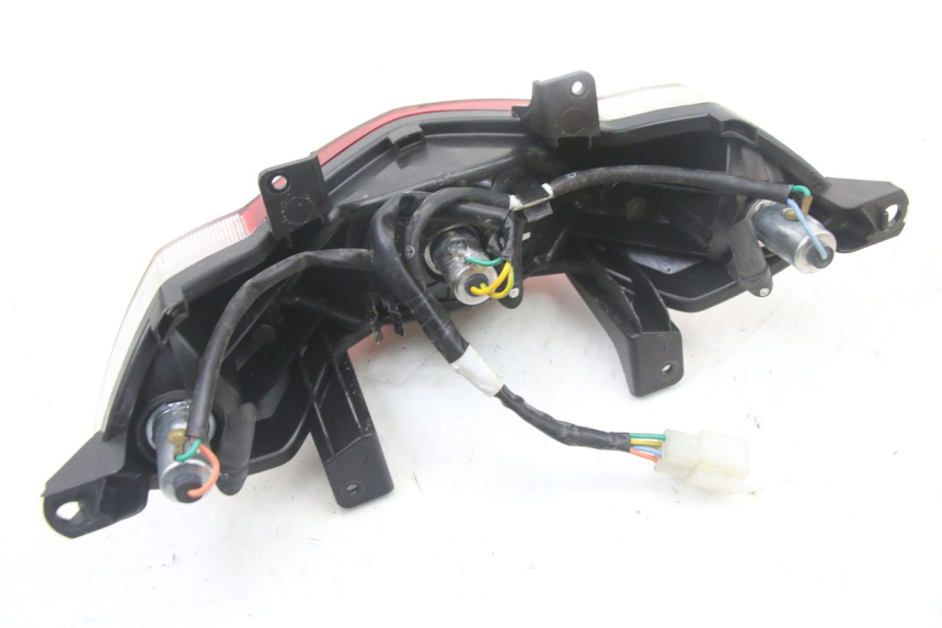 photo de FEU ARRIERE PEUGEOT KISBEE 4T 50 (2018 - 2022)