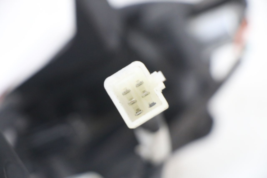 photo de FEU ARRIERE PEUGEOT KISBEE 4T 50 (2018 - 2022)