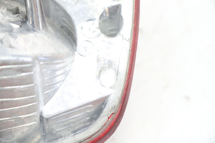 photo de FEU ARRIERE PIAGGIO VESPA LX 2T 50 (2005 - 2013)