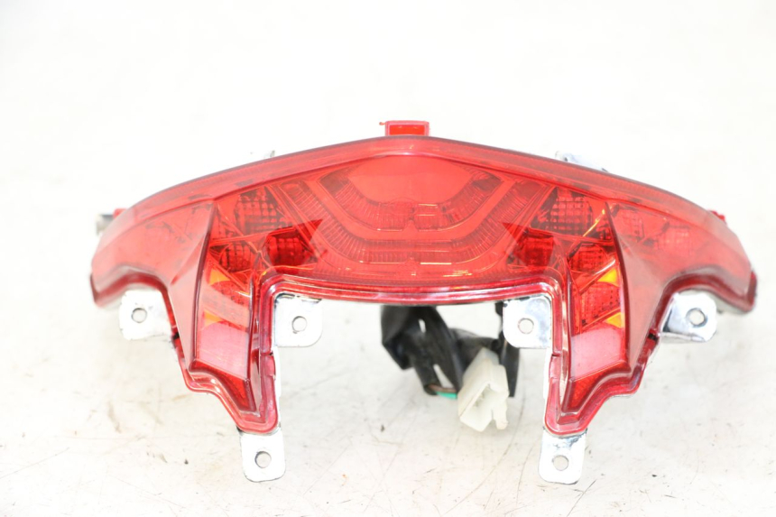 photo de FEU ARRIERE MAG POWER R-STREET 50 (2016 - 2025)