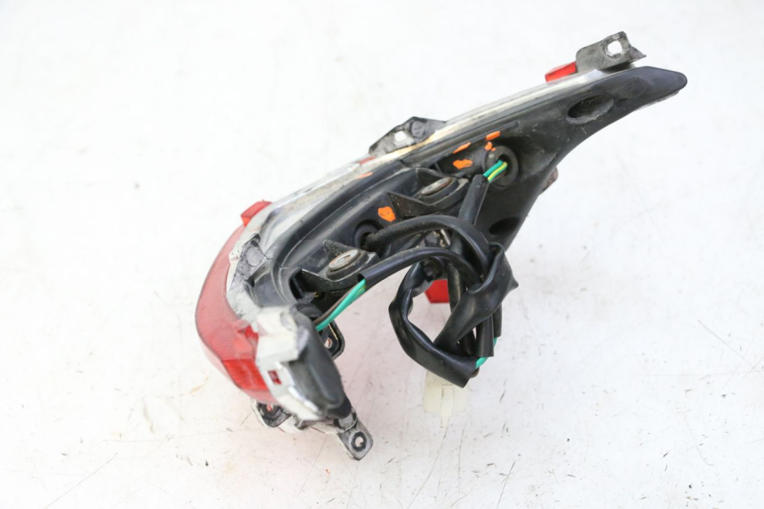 photo de FEU ARRIERE MAG POWER R-STREET 50 (2016 - 2025)