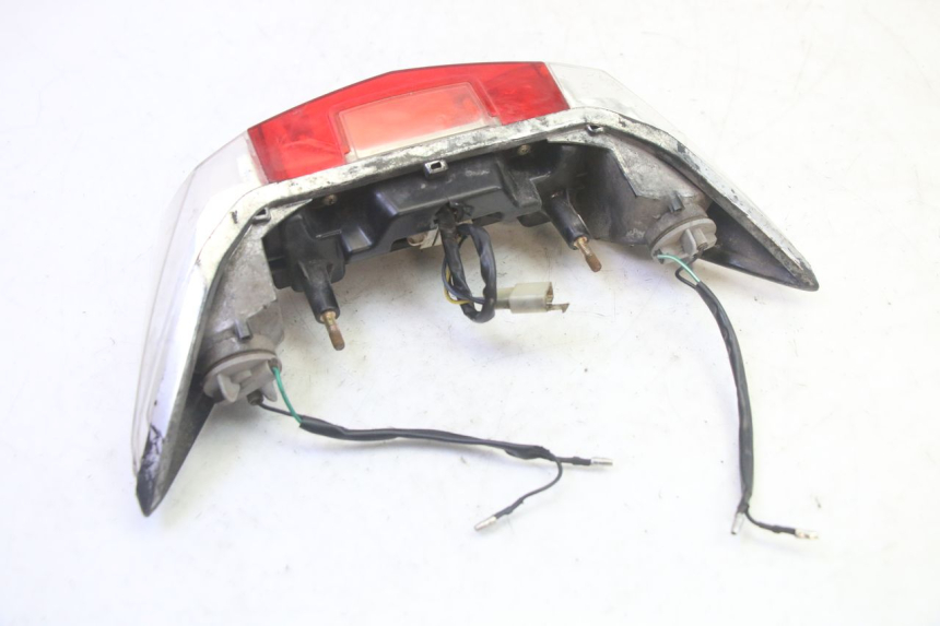 photo de FEU ARRIERE RIDE RACE 2T 50 (2012 - 2017) - Gros plan technique