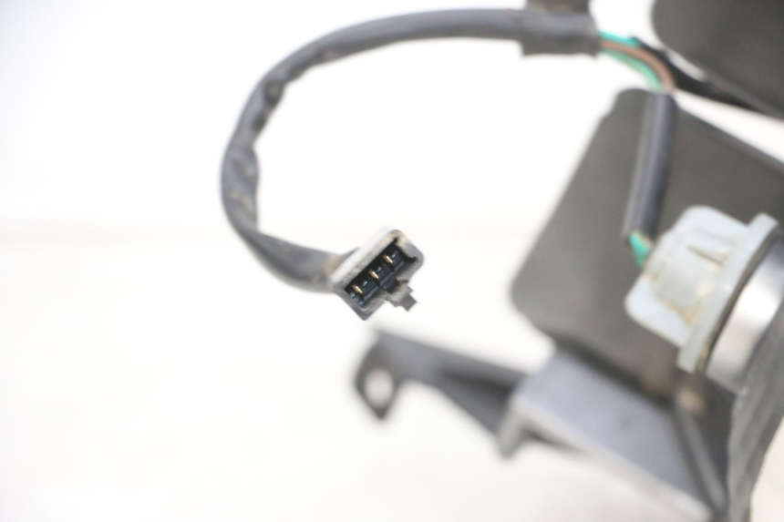 photo de FEU ARRIERE DAELIM S1 125 (2007 - 2016) - Zoom composants