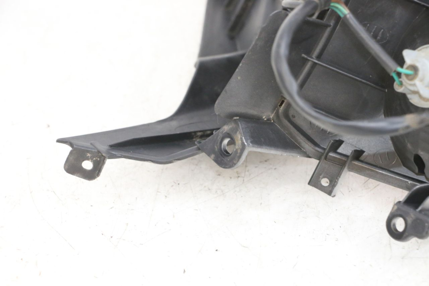 photo de FEU ARRIERE DAELIM S1 125 (2007 - 2016) - Photo complémentaire