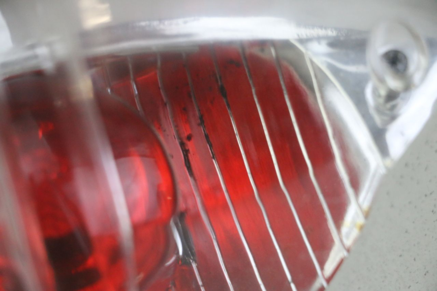 photo de FEU ARRIERE PEUGEOT SPEEDFIGHT 2 LC 50 (2000 - 2009)