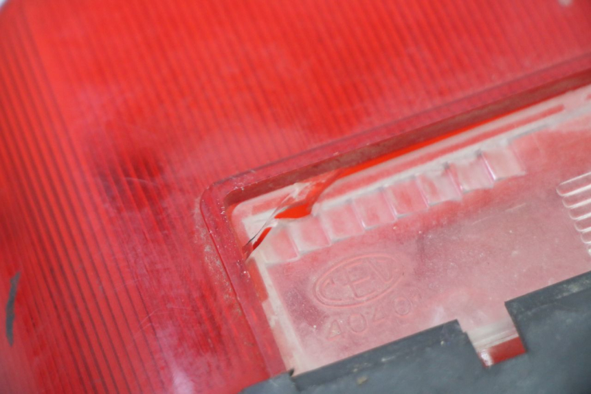 photo de FEU ARRIERE TRIUMPH SPRINT 900 (1995 - 1998)