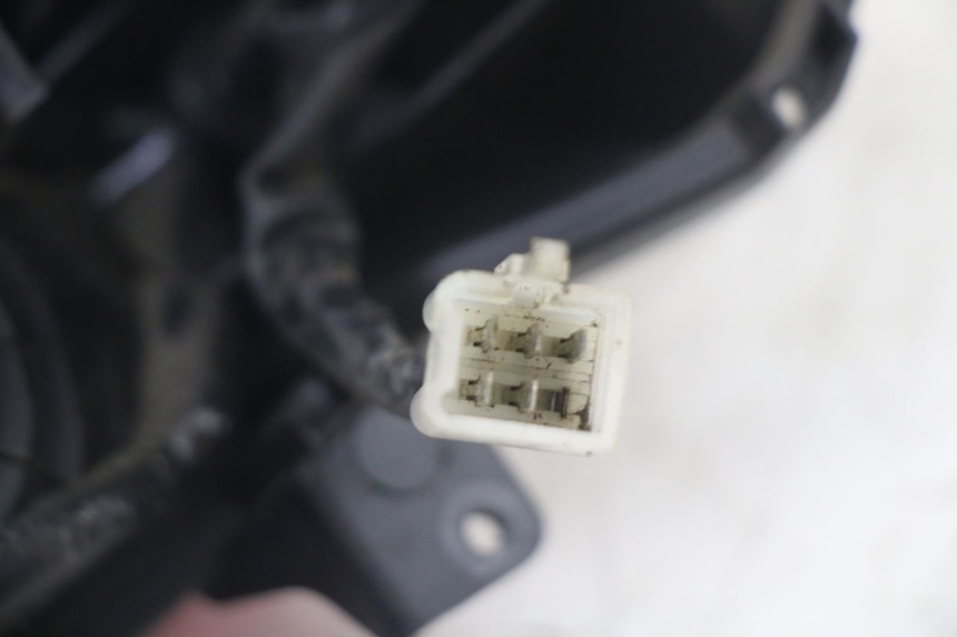 photo de FEU ARRIERE PEUGEOT TWEET 4T 50 (2018 - 2020)