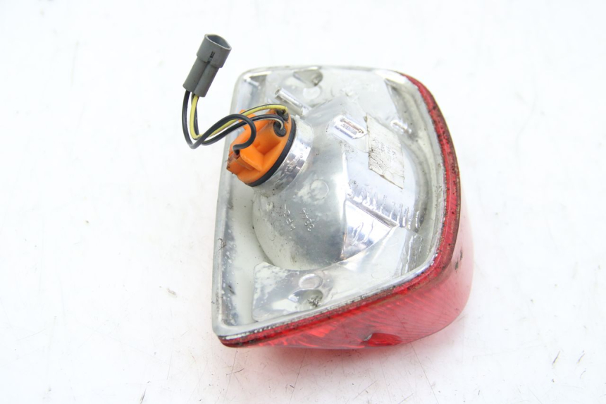 photo de FEU ARRIERE PIAGGIO VESPA S 2T 50 (2007 - 2014)