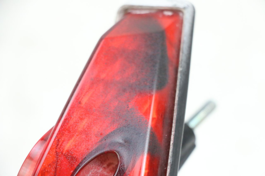 photo de FEU ARRIERE DAELIM VJ ROADWIN FI 125 (2008 - 2017) - Détail de la pièce