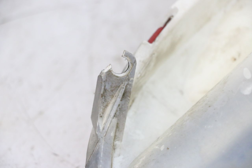 photo de FEU ARRIERE YAMAHA XMAX X-MAX 125 (2006 - 2009) - Gros plan technique