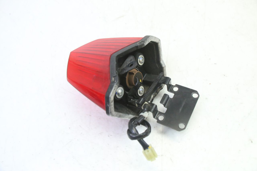photo de FEU ARRIERE YAMAHA XJ6 ABS 600 (2008 - 2016)