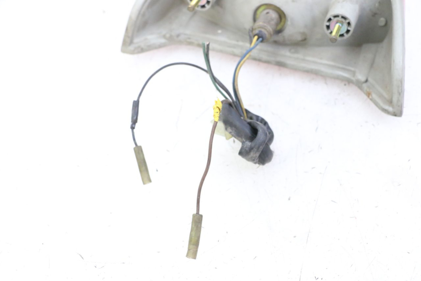 photo de FEU ARRIERE YAMAHA XJN DIVERSION 600 (2000 - 2003)