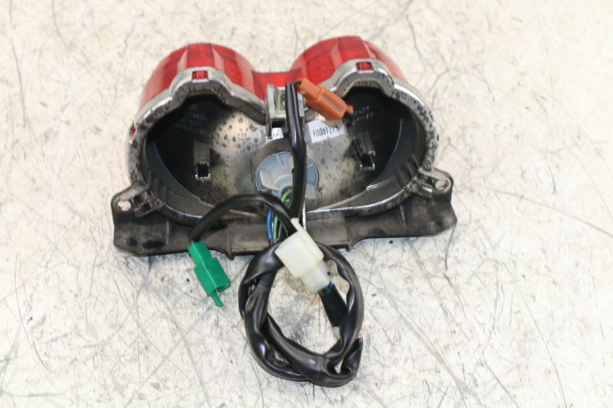 photo de FEU ARRIERE YAMAHA BW'S BWS 125 (2010 - 2013)