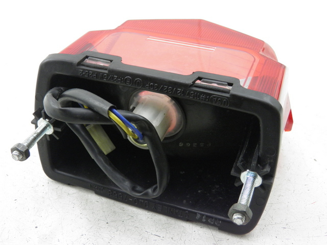 photo de FEU ARRIERE YAMAHA TDM 900 (2004 - 2006) - Points de fixation