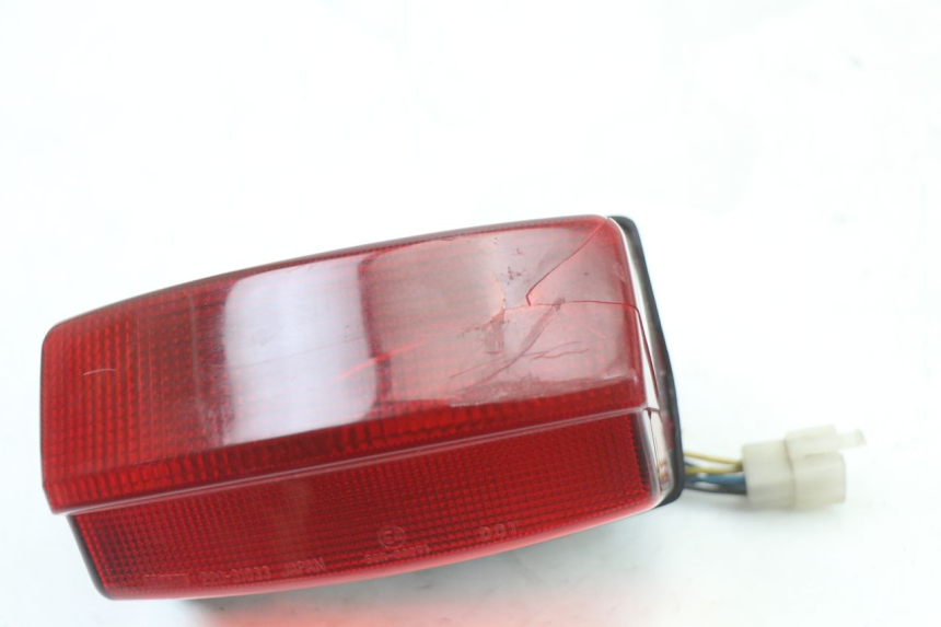 photo de FEU ARRIERE YAMAHA TDR DELTABOX 125 (1993 - 2003)
