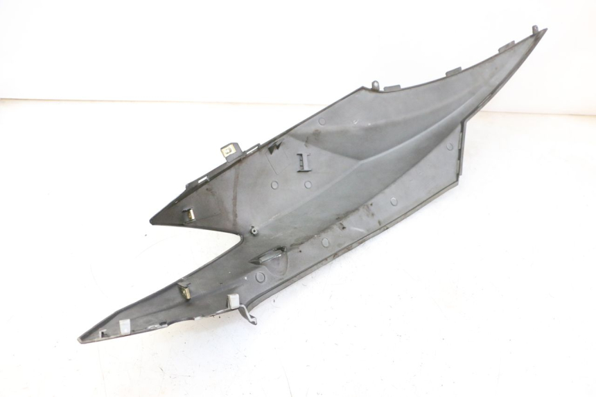 photo de FLANC ARRIERE DROIT KYMCO AGILITY NAKED RENOUVO 2T 50 (2011 - 2018)