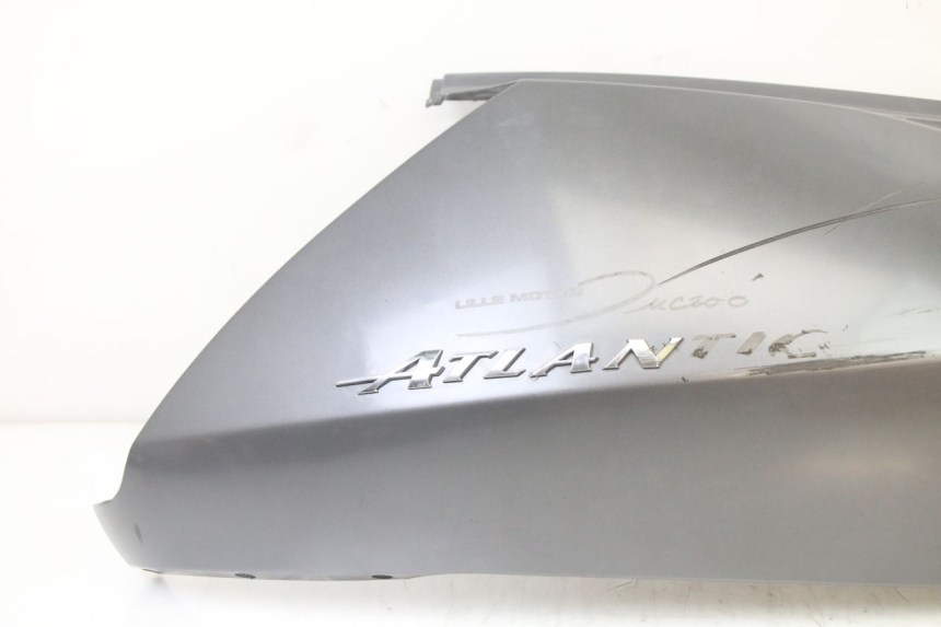 photo de FLANC ARRIERE DROIT APRILIA ATLANTIC 125 (2003 - 2009)
