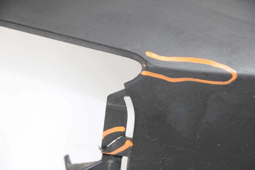 photo de FLANC ARRIERE DROIT SUZUKI BURGMAN 125 (2007 - 2014)