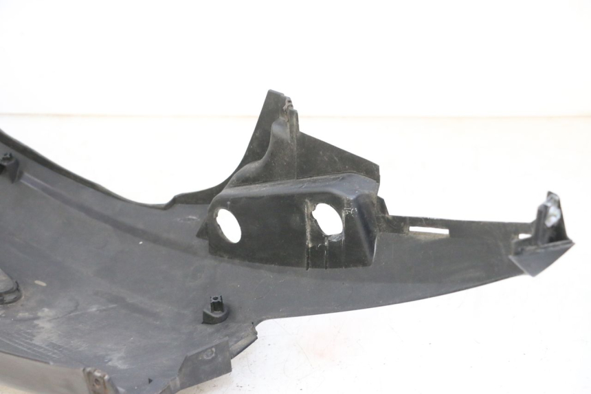 photo de FLANC ARRIERE DROIT SUZUKI BURGMAN 125 (2007 - 2014)