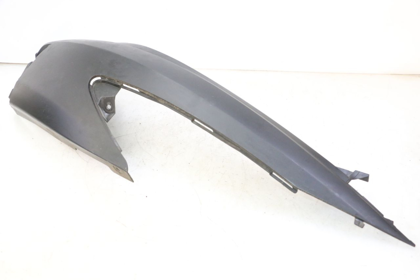 photo de FLANC ARRIERE DROIT SUZUKI BURGMAN 125 (2007 - 2014)