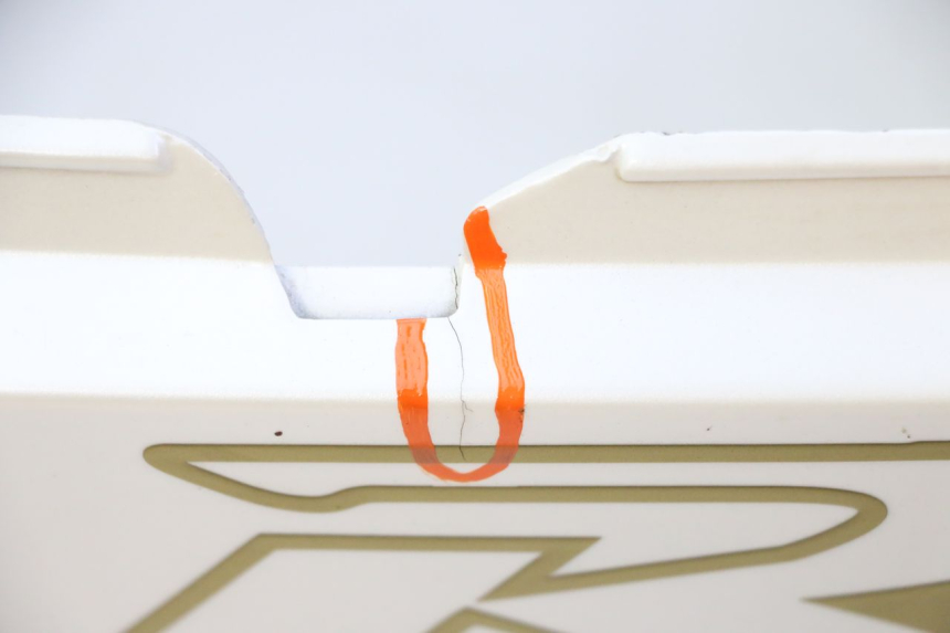 photo de FLANC ARRIERE DROIT HONDA CBR RR FIREBLADE 900 (1992 - 1994)