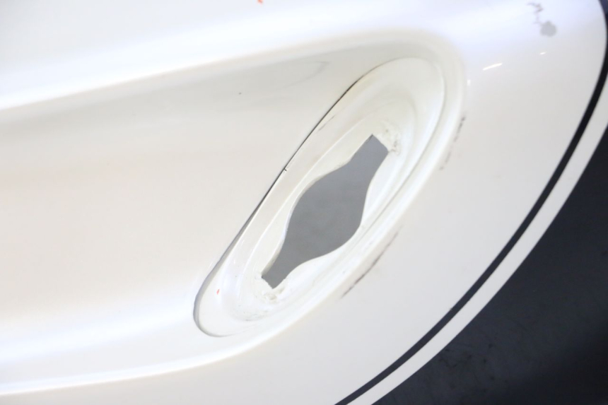 photo de FLANC ARRIERE DROIT HONDA CBR RR FIREBLADE 900 (1992 - 1994)