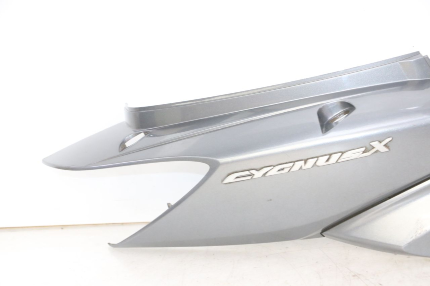 photo de FLANC ARRIERE DROIT YAMAHA CYGNUS X INJECTION 125 (2007 - 2013)
