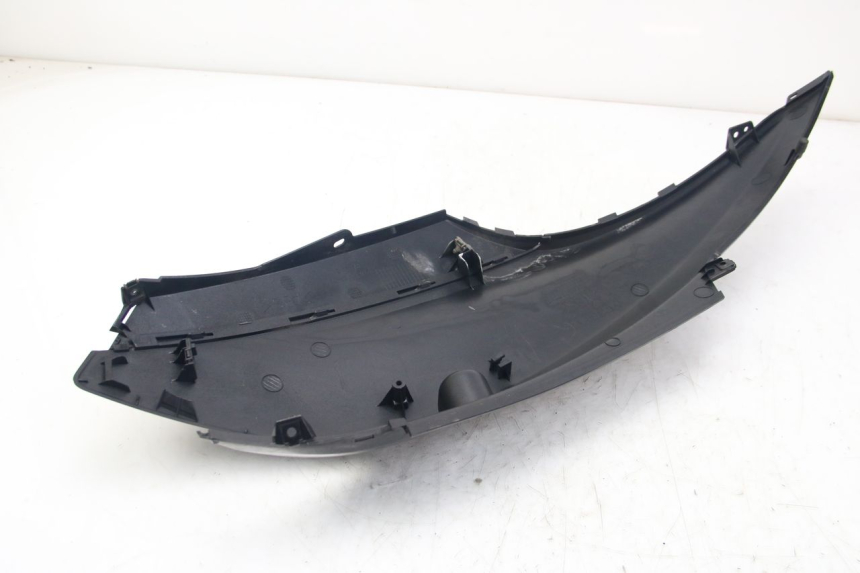 photo de FLANC ARRIERE DROIT YAMAHA D'ELIGHT DELIGHT 125 (2017 - 2020)