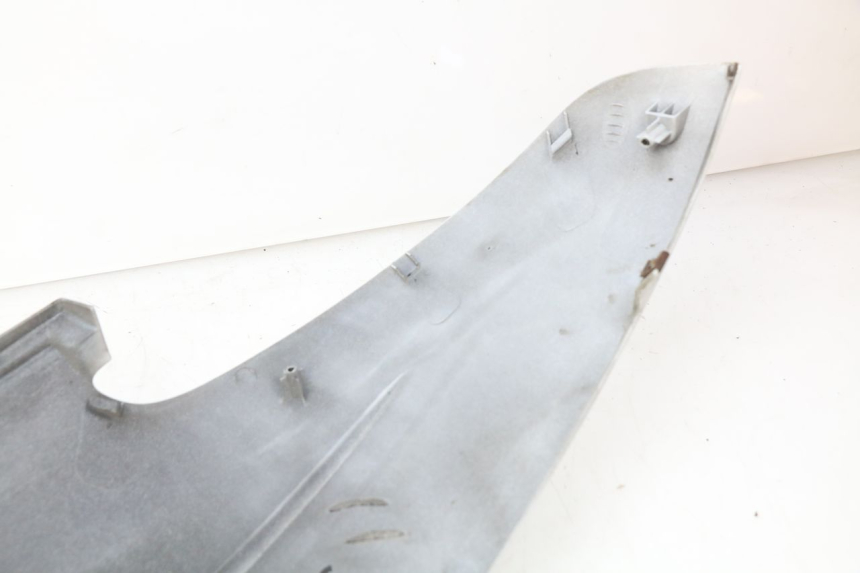 photo de FLANC ARRIERE DROIT HONDA FES S-WING SWING ABS 125 (2007 - 2015)