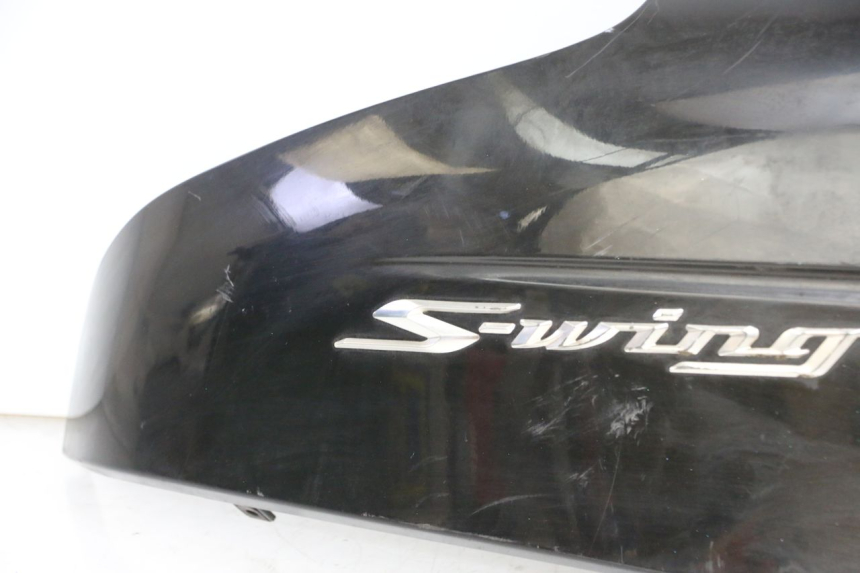 photo de FLANC ARRIERE DROIT HONDA FES S-WING SWING ABS 125 (2007 - 2015)
