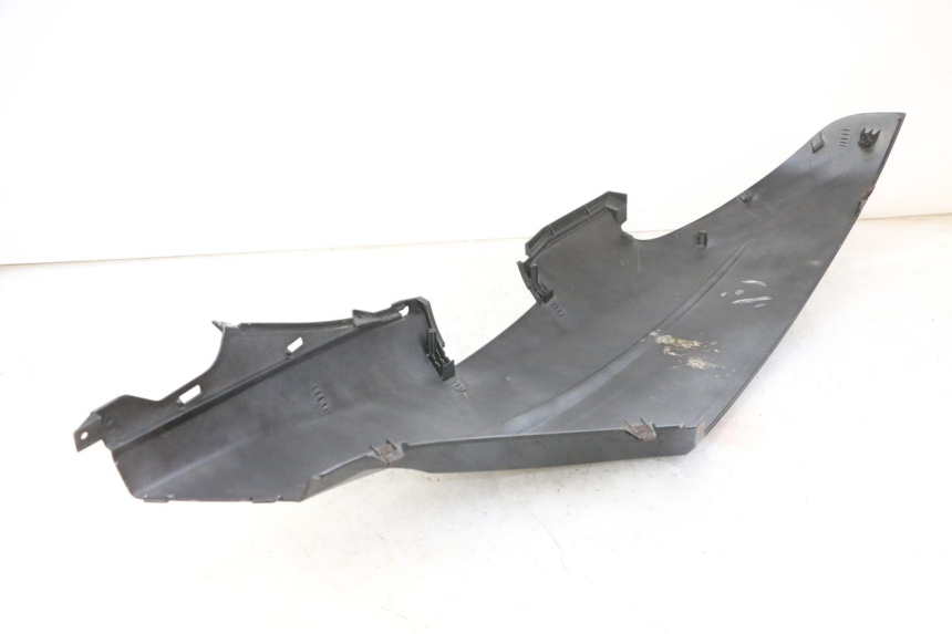 photo de FLANC ARRIERE DROIT HONDA FES S-WING SWING ABS 125 (2007 - 2015)