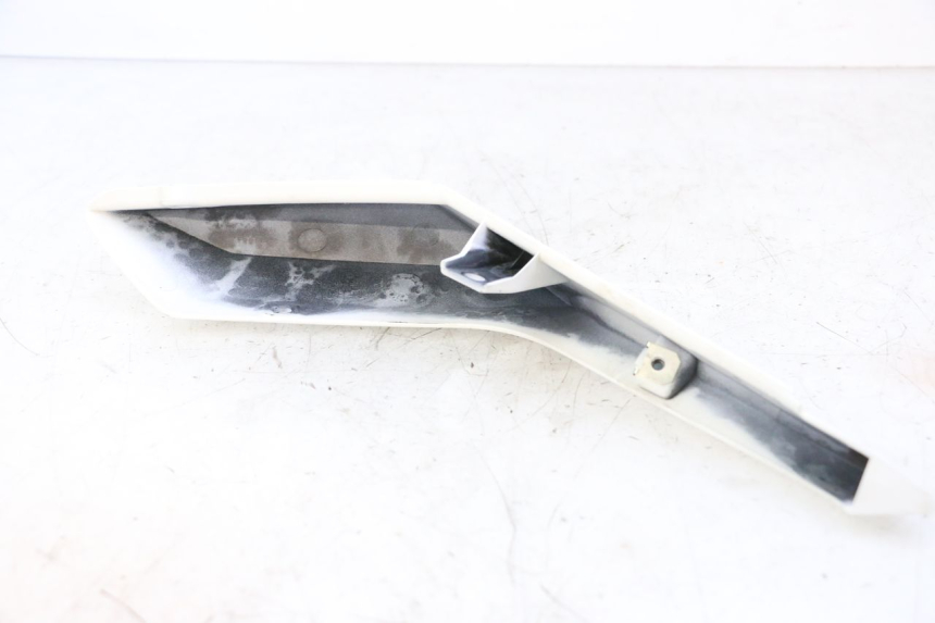 photo de FLANC ARRIERE DROIT BMW G310 R 310 (2016 - 2020)