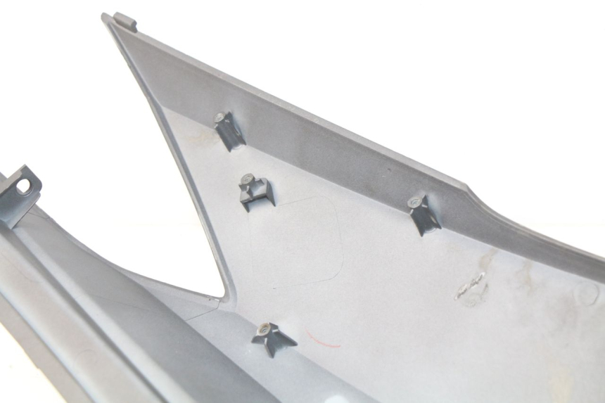 photo de FLANC ARRIERE DROIT SYM GTS EFI ABS 125 (2012 - 2016)