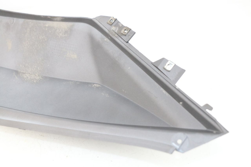 photo de FLANC ARRIERE DROIT SYM GTS EFI ABS 125 (2012 - 2016)