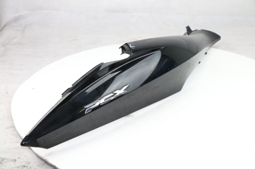 photo de FLANC ARRIERE DROIT HONDA PCX (JF47) 125 (2012 - 2013)