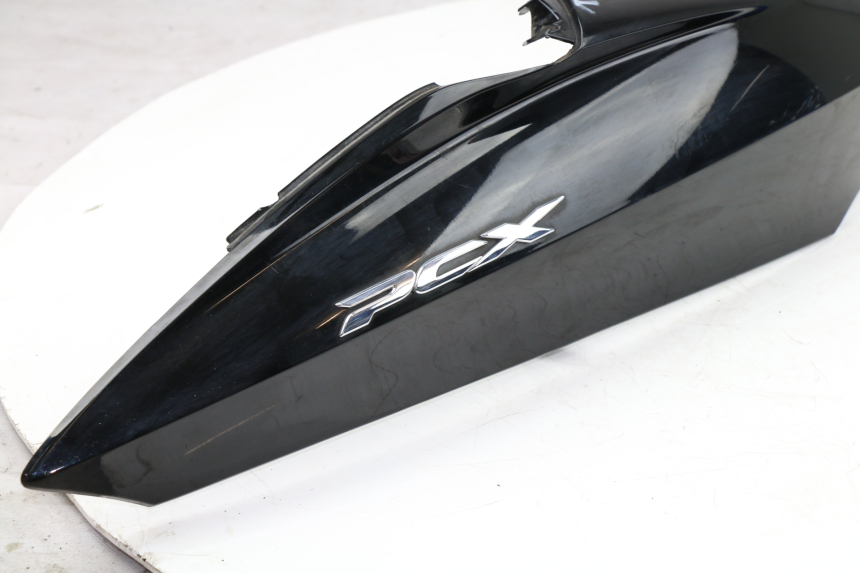 photo de FLANC ARRIERE DROIT HONDA PCX (JF47) 125 (2012 - 2013)