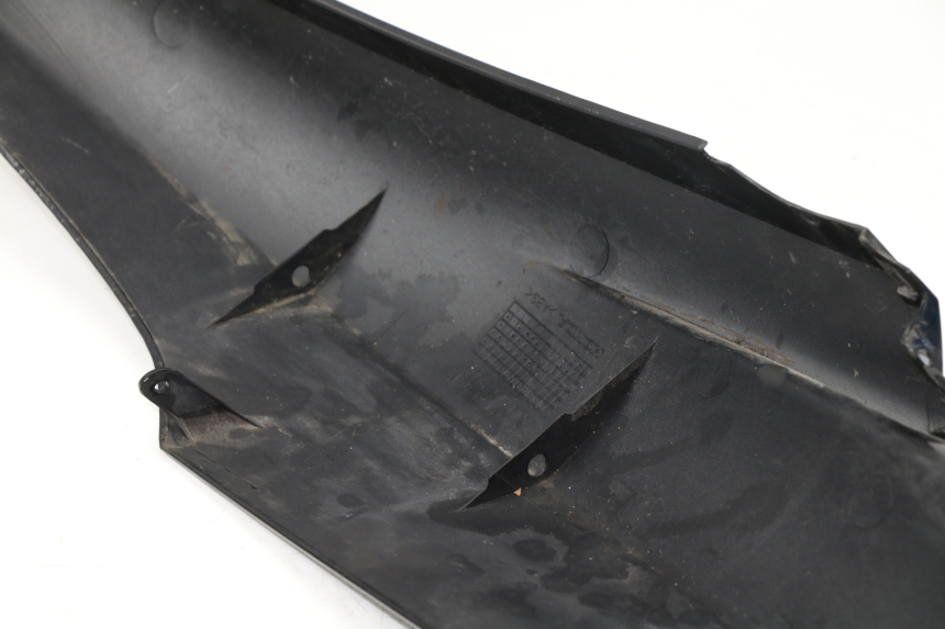 photo de FLANC ARRIERE DROIT HONDA PCX (JF47) 125 (2012 - 2013)