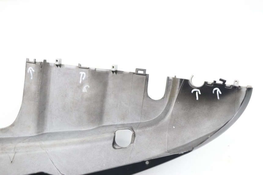 photo de FLANC ARRIERE DROIT KYMCO AGILITY 4T 50 (2005 - 2018)