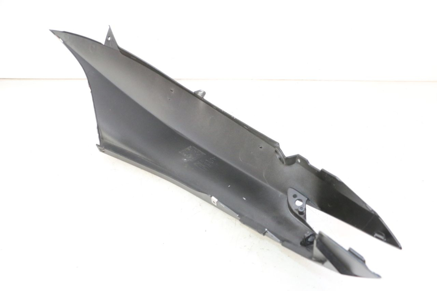 photo de FLANC ARRIERE DROIT PIAGGIO MP3 HPE 310 (2024 - 2025)